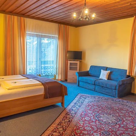 Pension Suedhang Бад-Кляйнкірхгайм Екстер'єр фото